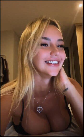 Mary Nabokova Mary Nabokova Jerry Llu Nude Leaks OnlyFans TheFappening