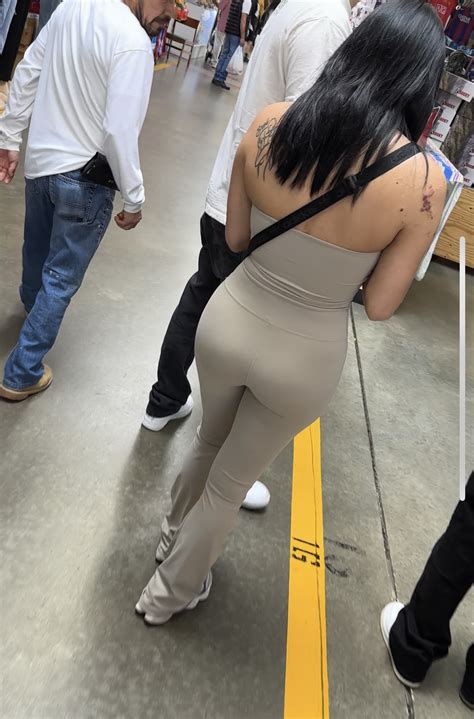 Petite Latina Milf Spandex Leggings Yoga Pants Forum