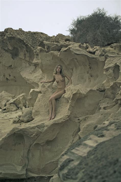 Martina A Alek Sexy Nude Photo Gallery Green Dooro Intporn Forums