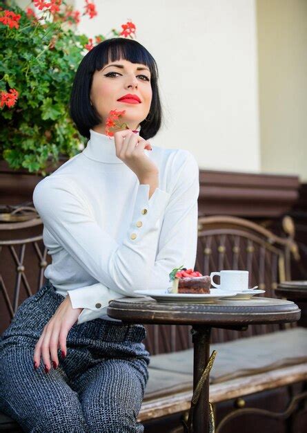 Premium Photo Woman Attractive Elegant Brunette Eat Gourmet Cake Cafe Terrace Background