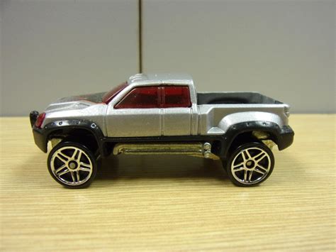 Star Kovov Retro Aut Ko Angli K Hot Wheels Mega Duty Pick Up Aukro