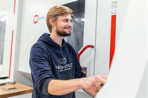 Prokutec Setzt Auf 5 Achs Bearbeitungszentren Von Hermle