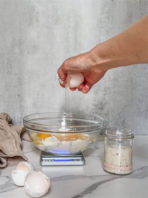 how much sourdough starter to use in place of yeast
