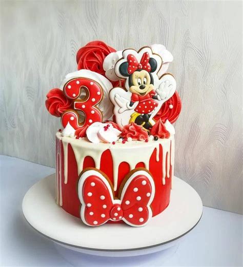 Pin by Ислам Тлехугов on мои | Minnie mouse birthday cakes, Mini mouse ...