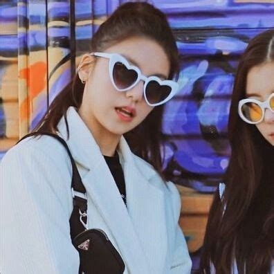 Matching Icon Itzy Yeji Lia Matching Icons 2000s Movies Aesthetic