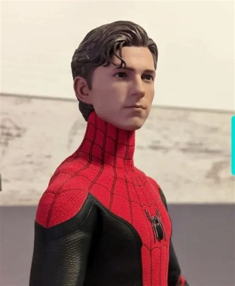 Hot Toys Spider Man Homecoming Figura Spider Man Eur Picclick It