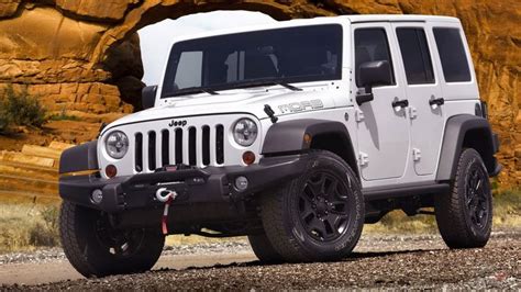 Внедорожник Jeep Wrangler с двумя моторами - ДРАЙВ