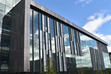 Why You Should Consider Anodized Aluminum for Your Roof or Facade