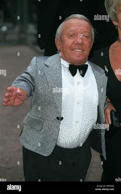 Kenny Baker High Resolution Stock Photography And Images Alamy