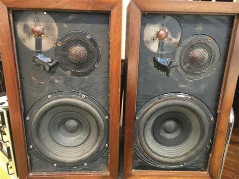 Acoustic Research Ar 3 Vintage Speakers Untouched And All Original