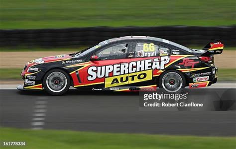 Official V8 Supercar Test Day Photos And Premium High Res Pictures