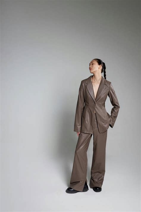 Женская одежда в интернет-магазине Z N W R