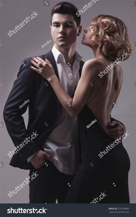 50 919 Male Female Model Standing Images Stock Photos Vectors