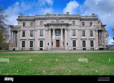 Hyde Park New York November 14 2021 Historic Vanderbilt Mansion