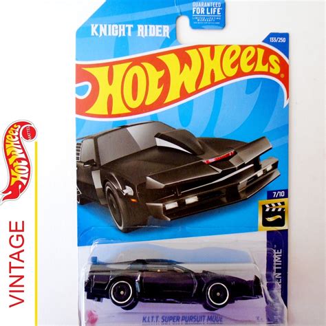Hot Wheels K I T T Super Pursuit Mode HW Showtime Series Knight Rider Car Universal Studios