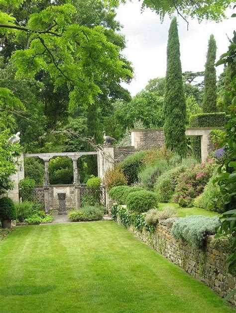 17 Stunning Italian Garden Ideas | Balcony Garden Web