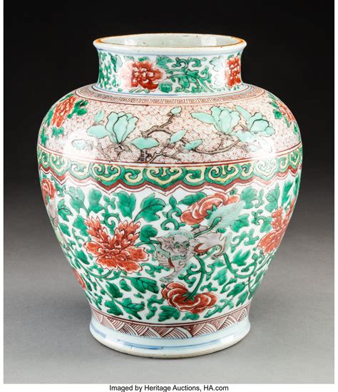 A Chinese Wucai Porcelain Jar Ming Dynasty Qing Dynasty Tra