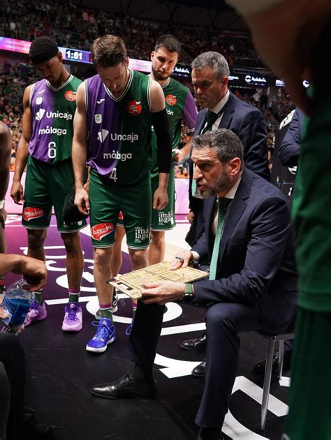 Ibon Navarro Entrenador Web Oficial Del Unicaja Baloncesto