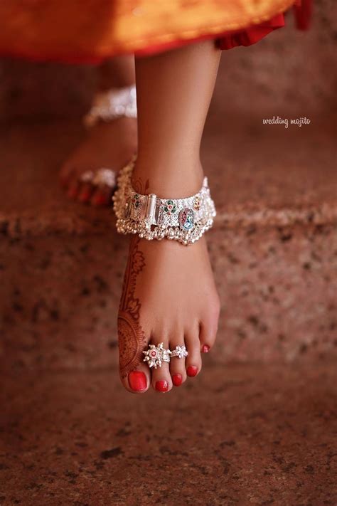 bridal toe nails 11