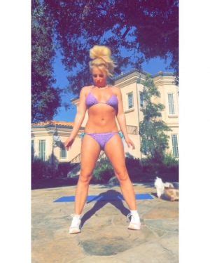 Britney Spears Bikini Yoga Of The Day DrunkenStepFather