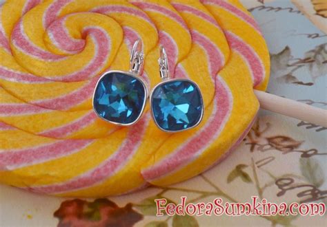 Красивые сережки с большими кристаллами