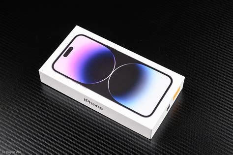 Trên tay iPhone 14 Pro Max 2 SIM vật lý: Khác ở khay SIM và bộ hình mới