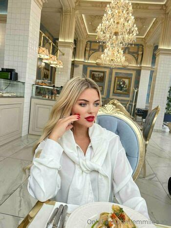 Emily Emilee Xx Emmilee Xx Nude OnlyFans Page The Fappening Plus