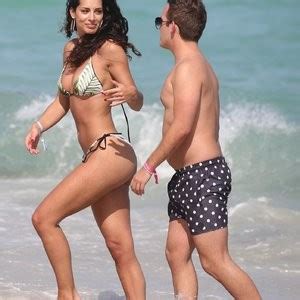 Raffaella Modugno Shows Off Her Curves In A Bikini On The Beach In
