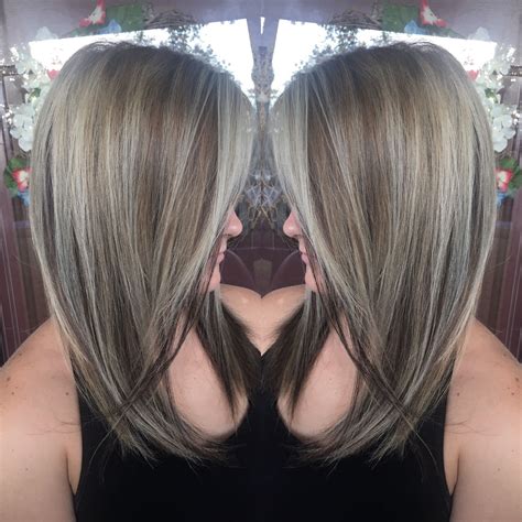 Beautiful Ice Blonde Balayage Highlights Hairstyle Blonde Balayage Blonde Balayage Highlights