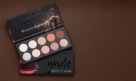 Paleta De Sombras De Ojos En Tonos Nude Groupon