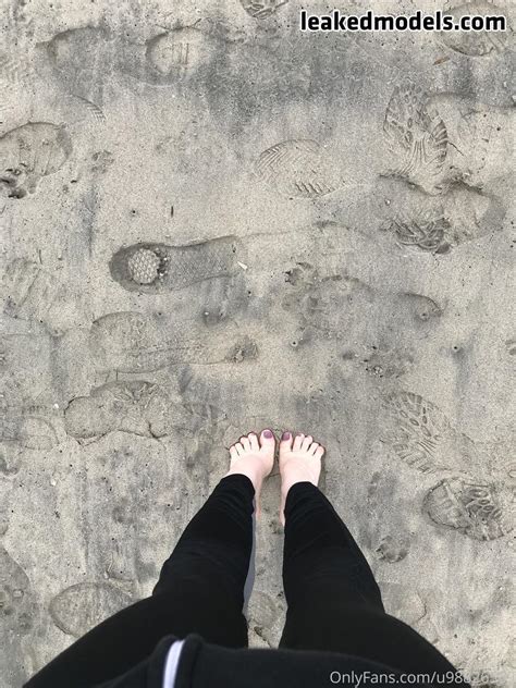 U98826569 Naked 14 Photos Leakedmodels The Fappening Leaked Photos