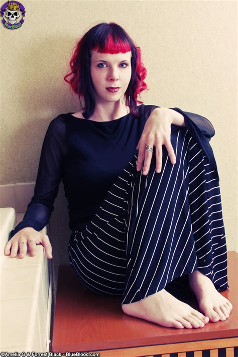 Pretty Goth Girl Szandora Gets Completely Naked Atop An End Table R18hub