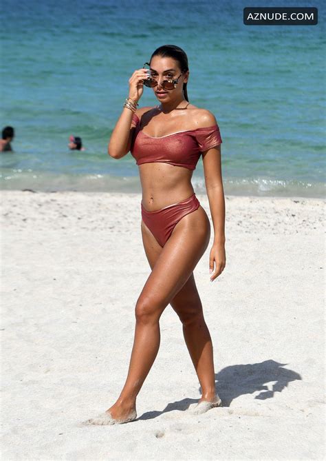 Elisa De Panicis Shows Off Her Curves In A Rose Colored Bikini On The Beach In Miami AZNude