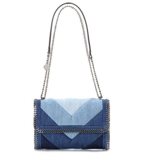 30 джинсовых сумок: ищем вдохновение | Upcycled bag, Denim shoulder ...