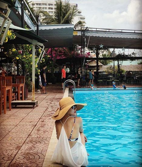 Cuối hè ca sĩ Phương Linh tung loạt ảnh diện bikini khoe dáng nóng bỏng Phong cách sao Việt