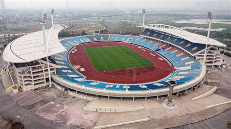 Hot girl Châu Tuyết Vân và 11 VĐV dự lễ thượng cờ Việt Nam