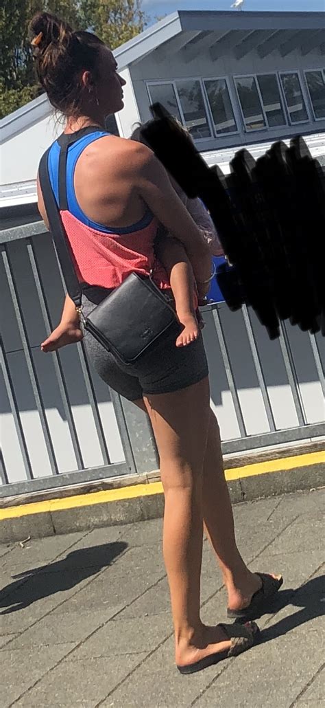 MILFS And One Hot Teacher Pics Spandex Leggings Yoga Pants