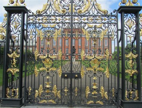 Is Kensington Palace Worth Visiting? - Suitcases and Sandcastles