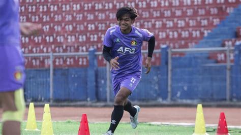 BRI Liga 1 Bikin Kaget Persik Pinjamkan Riyatno Abiyoso Ke Madura