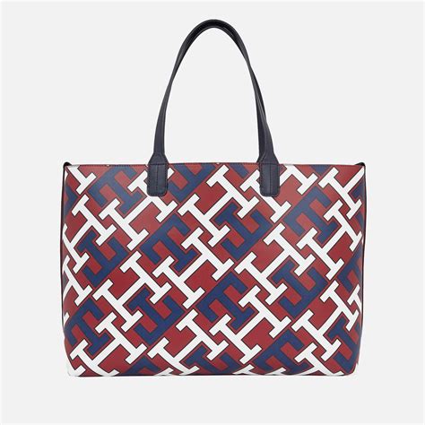 Detallado familia real Cuota de admisión tommy hilfiger tote lógica