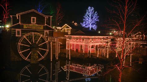 Light the Way 5K revient à Dollywood cette période des fêtes avec 6