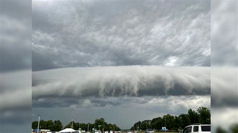 Shelf Cloud