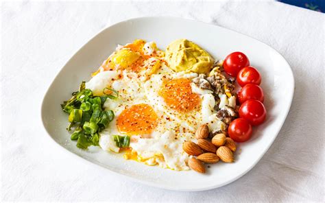 Simply Delicious Fried Eggs For Breakfast Refresh My Health Recipe