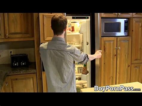 Sacha Se Sube Al Mostrador Para Un Beso Negro Y Follar XVIDEOS