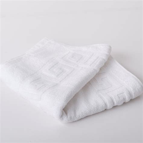 Greek Key Bath Mat 700gsm | Fresh Furnishings