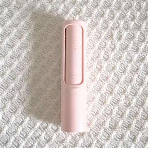 Reusable Lint Roller