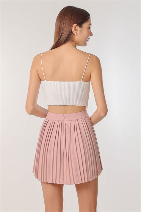 SEVYN PLEATED CURVED HEM SKORTS NUDE PINK Lovet