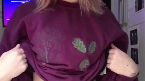 Teasing Having Fun And Smoking Free Sex Video Redtube