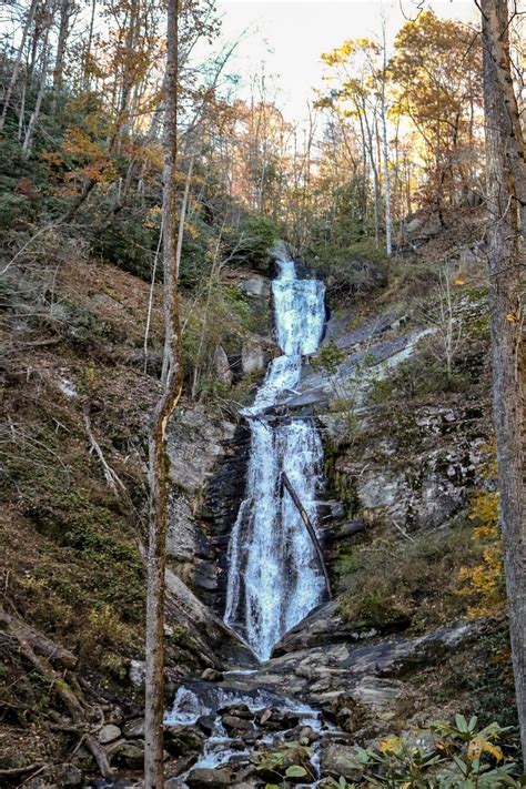 Tom’s Creek Falls Trail Near Marion, NC. Easy Hike ending at the Tom’s