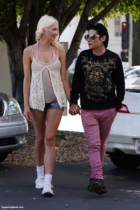 Courtney Anne Mitchell Nude OnlyFans Leaks Fappening FappeningBook